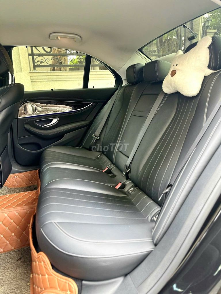 Merc E200 Exclusive 2022 bản đủ option V1 LƯỚT. Mua bán Ô tô tại Quận 8 Tp Hồ Chí Minh được đăng bởi Gon Nguyen hình 18