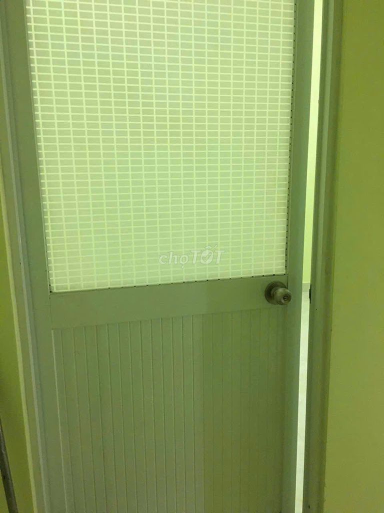 Phòng trọ 20m2 mặt tiền đường Phan Tây Hồ Phú Nhuận