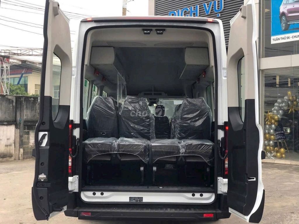 Ford Transit 2025 Premium. Mua bán Ô tô tại Huyện Châu Thành Tiền Giang được đăng bởi Showroom đại lý xe Ford Tiền Giang hình 4