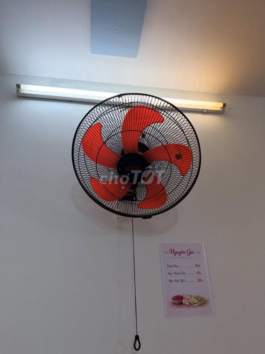 Quạt treo tường Senko Đen, Cam. Mua bán Quạt tại Quận 5 Tp Hồ Chí Minh được đăng bởi Hội Đồ Điện Tử hình 1