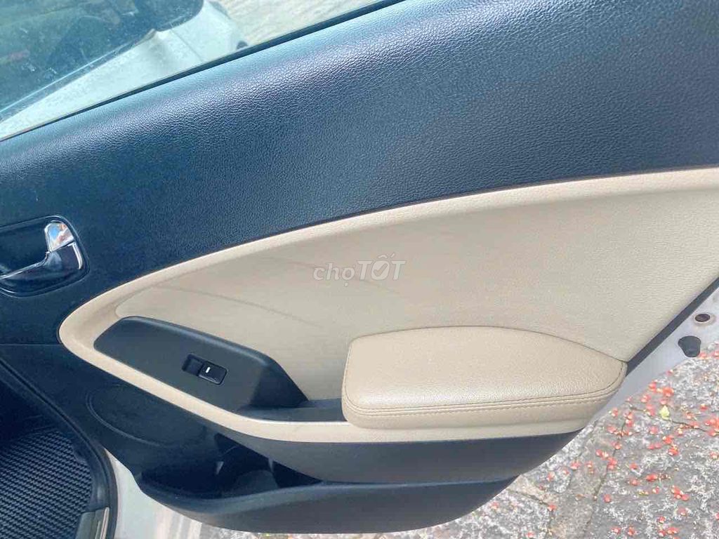 Kia Cerato 2018 2.0 AT - 90000 km còn bớt. Mua bán Ô tô tại Thành phố Dĩ An Bình Dương được đăng bởi Phan văn Độ hình 15