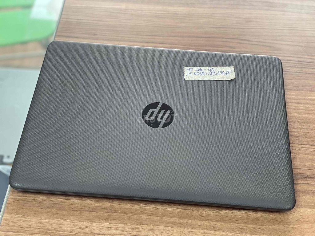 HP 240-G6 i5 8250u/8/256gb