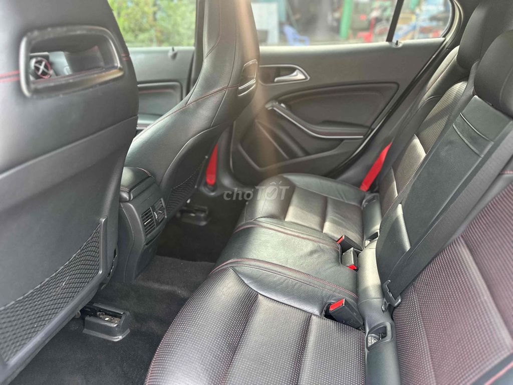 Mercedes GLA Class 2015 AMG 45 4Matic - 88000. Mua bán Ô tô tại Quận 12 Tp Hồ Chí Minh được đăng bởi Phan gia lanh hình 10