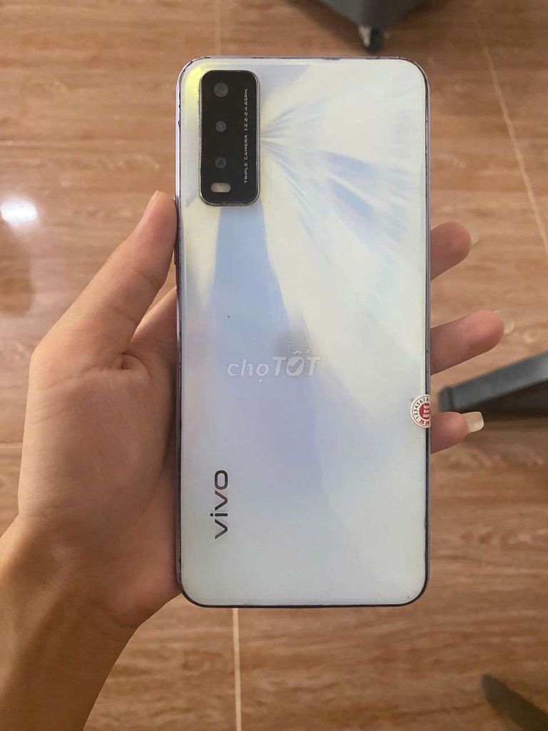 vivo y20, 6/128g, pin 5000, zin full. Mua bán Điện thoại tại Thành phố Thủ Dầu Một Bình Dương được đăng bởi Phước Mobile hình 1