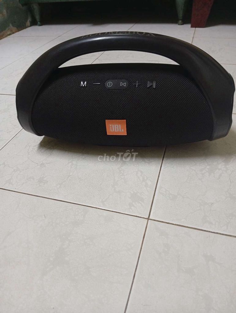 Loa Bluetooth JBL Boombox Đen. Mua bán Tivi, Âm thanh tại Quận 3 Tp Hồ Chí Minh được đăng bởi Beloved Phan hình 1