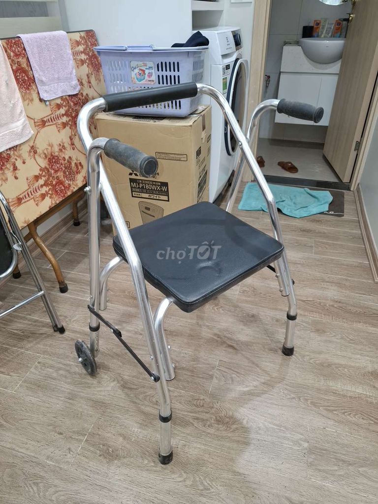 Khung tập đứng cho người già. Mua bán Đồ chuyên dụng, Giống nuôi trồng tại Quận Hoàn Kiếm Hà Nội được đăng bởi Long hình 1