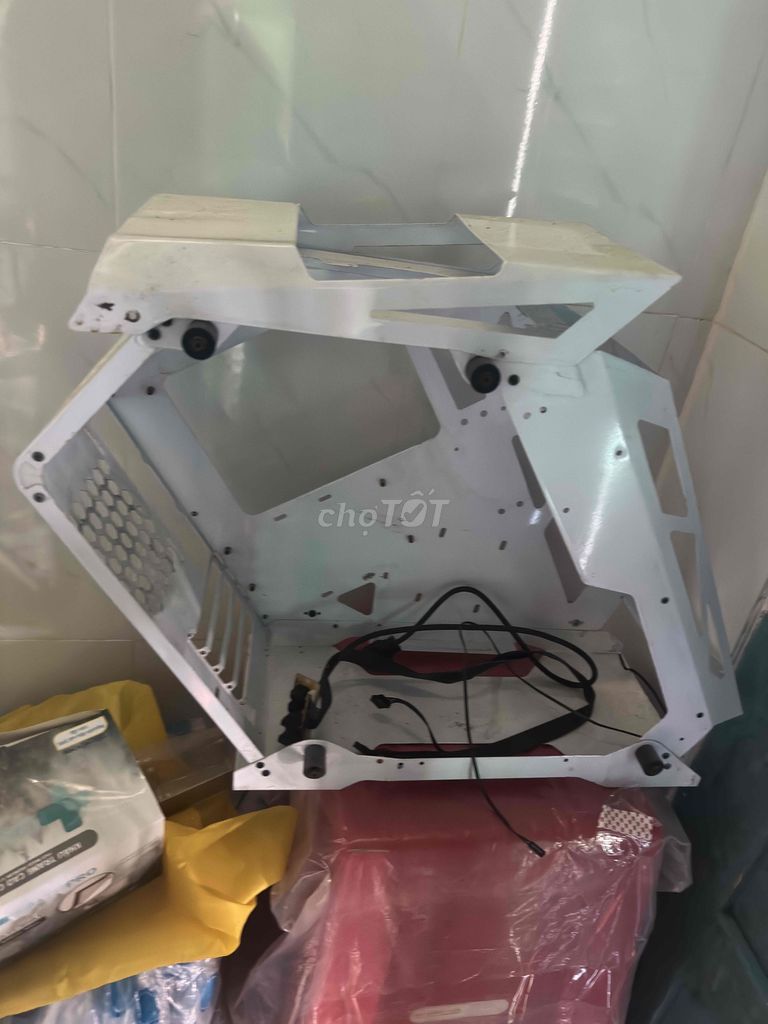 Vỏ case máy tính kính Trắng. Mua bán Linh kiện (RAM, Card...) tại Huyện Gò Công Tây Tiền Giang được đăng bởi Nguyễn Phước Tài hình 1