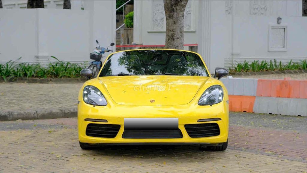 Cần Bán chiếc Porsche 718 Boxster T sx2021. Mua bán Ô tô tại Quận 7 Tp Hồ Chí Minh được đăng bởi Hoàng Trung hình 1