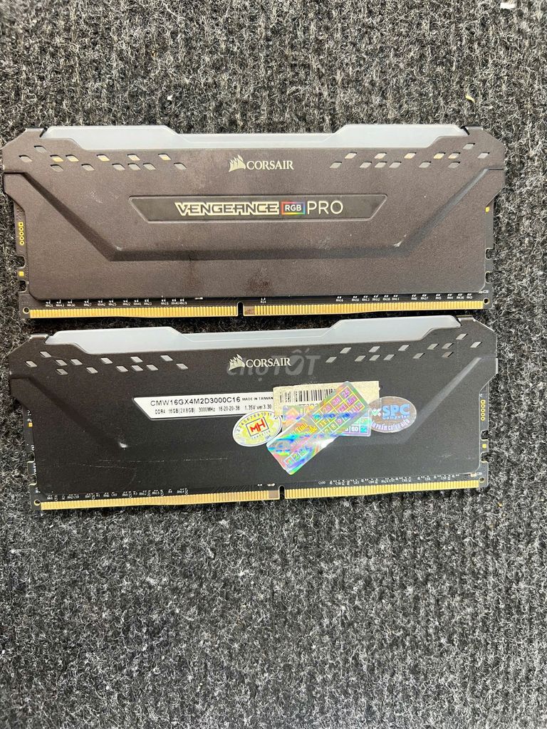RAM Corsair Vengeance RGB Pro 8GB DDR4. Mua bán Linh kiện (RAM, Card...) tại Quận Phú Nhuận Tp Hồ Chí Minh được đăng bởi tiến tài 770 nguyễn kiệm p4 quận phú nhuận hình 1