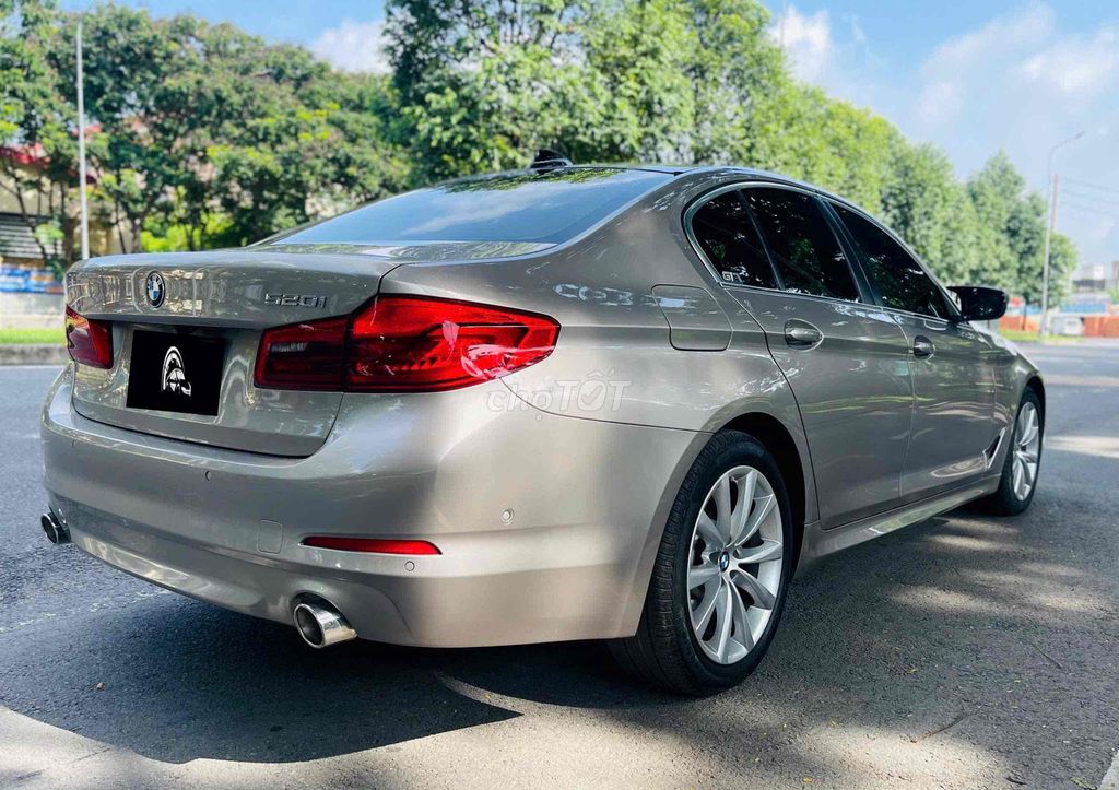 BMW 5 Series 2***0 km. Mua bán Ô tô tại Quận Tân Phú Tp Hồ Chí Minh được đăng bởi phat hình 3