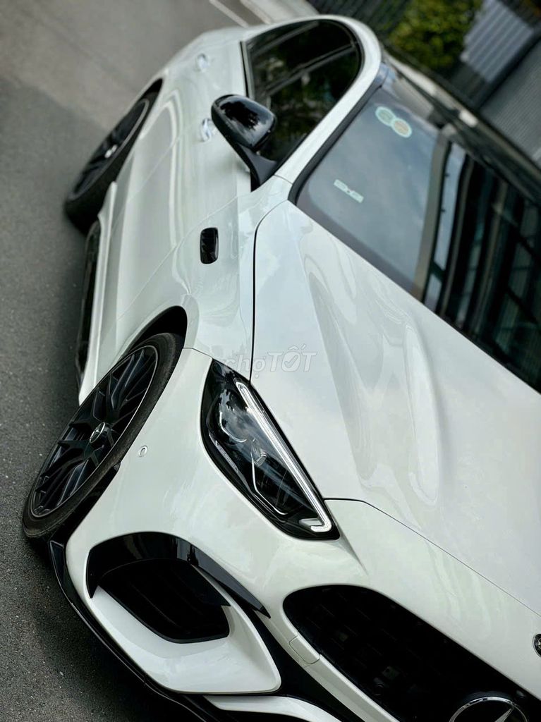 Mercedes Benz C200 Plus 2022 - 15000 km. Mua bán Ô tô tại Quận 1 Tp Hồ Chí Minh được đăng bởi Nguyễn Đang Quế hình 3