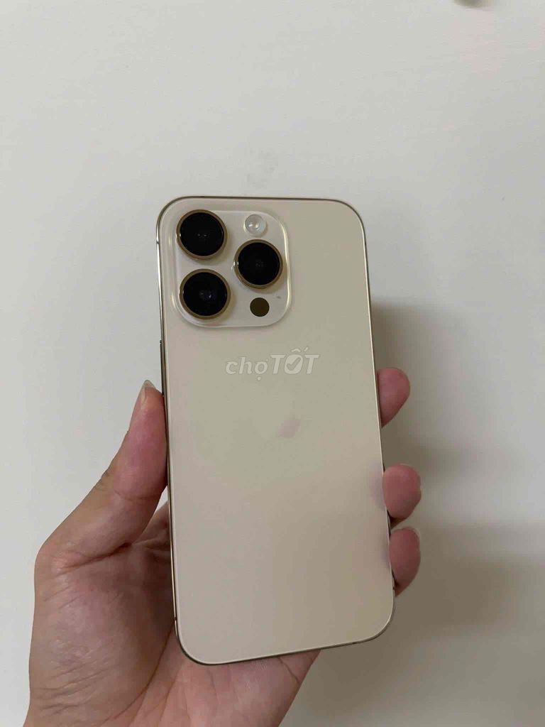 iPhone 14 Pro Max 256GB Vàng. Mua bán Điện thoại tại Quận Ngũ Hành Sơn Đà Nẵng được đăng bởi Tài Ngô hình 1