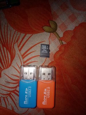 2 cổng USB truyền dữ liệu  +1 thẻ nhớ 4G