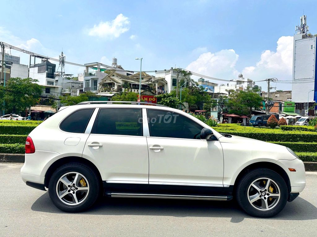 Porsche Cayenne 3.2 rất ít hao xang nhập 2005. Mua bán Ô tô tại Quận Bình Thạnh Tp Hồ Chí Minh được đăng bởi Lê minh quang  hình 3