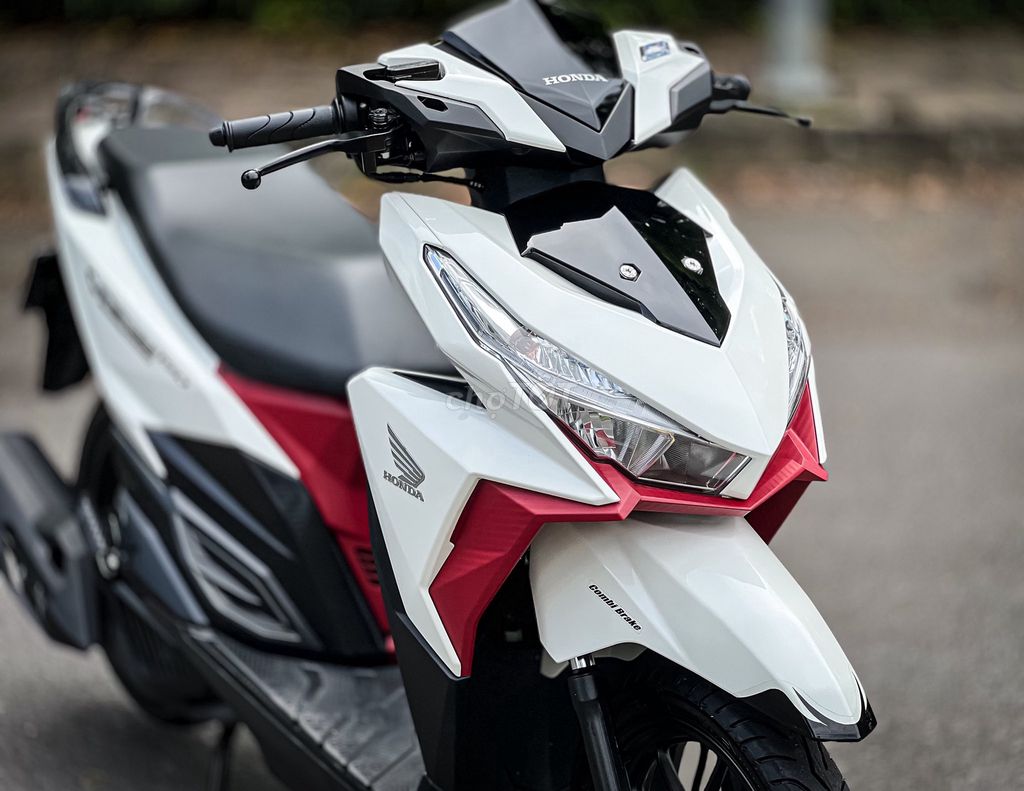 Vario 150cc 2017 odo lướt 3.400km zin chính chủ. Mua bán Xe máy tại Quận 7 Tp Hồ Chí Minh được đăng bởi Lê Văn Đạt hình 3
