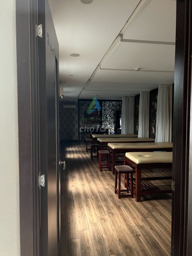 Аренда · 11 комн. · 543 м² · Quận Hải Châu, ул. Đường 2 Tháng 9