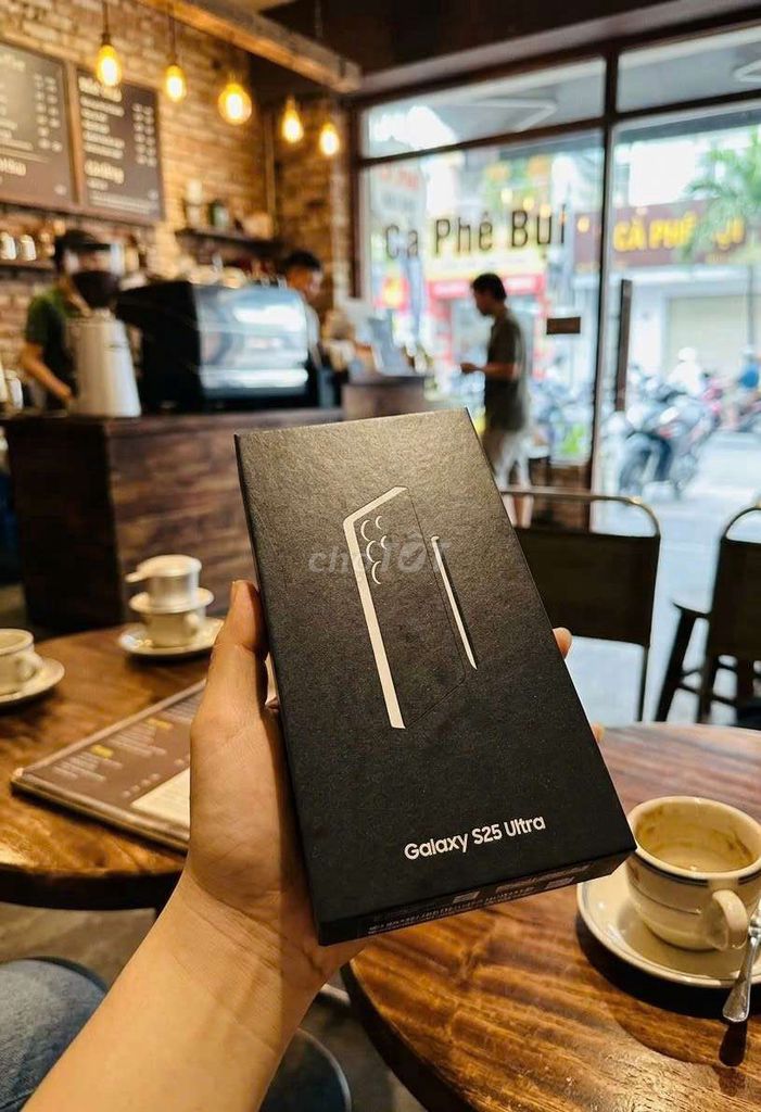 (Jetblack) S25 Ultra 256GB newseal. Mua bán Điện thoại tại Quận 10 Tp Hồ Chí Minh được đăng bởi Huỳnh Văn Soan hình 1