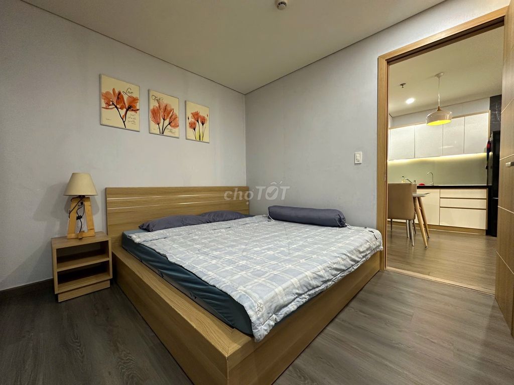 River-view 2-bedroom apartment in Fhome near the Hàn river — photo 8