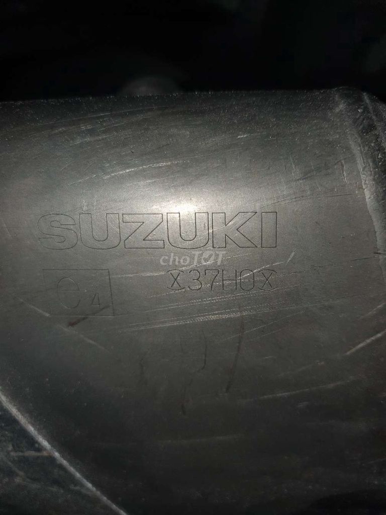 Pô xe Suzuki 650cc