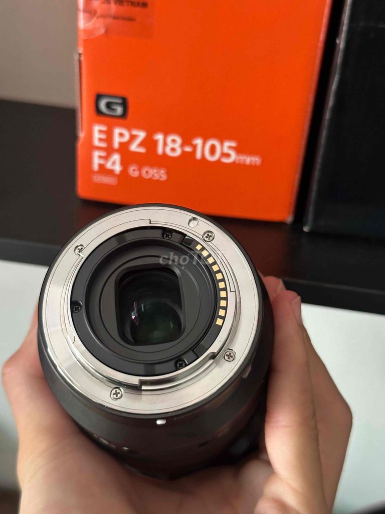 Ống kính Sony 18-105mm f/4 G OSS Như mới. Mua bán Máy ảnh, Máy quay tại Quận Thanh Khê Đà Nẵng được đăng bởi Lê Văn Thống hình 1