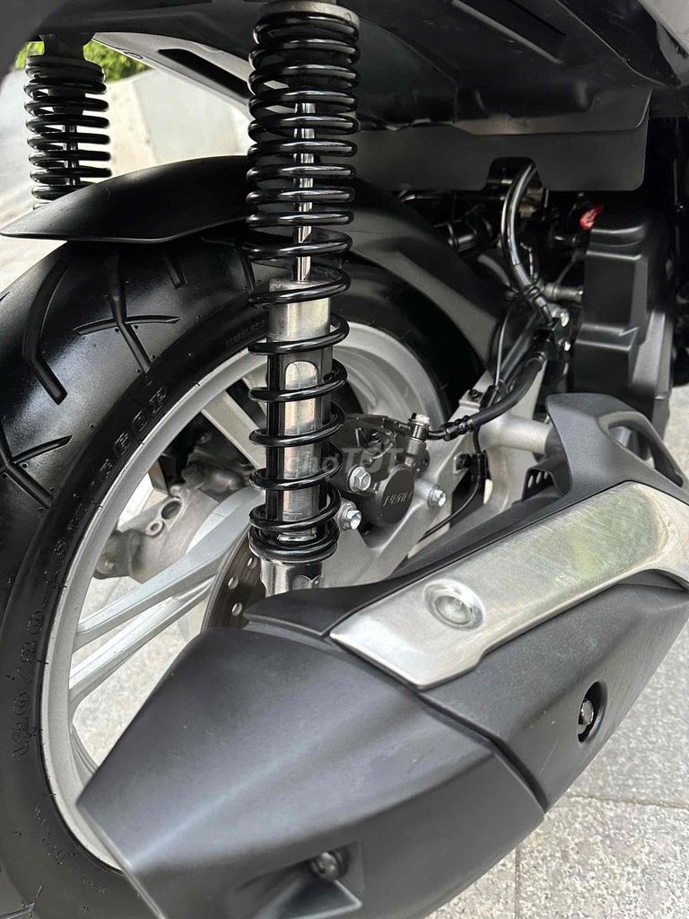 Cần bán SH 150 ABS 2018 màu đen cực đẹp, cực chất. Mua bán Xe máy tại Quận Đống Đa Hà Nội được đăng bởi Xe Máy Vượng Trung hình 10