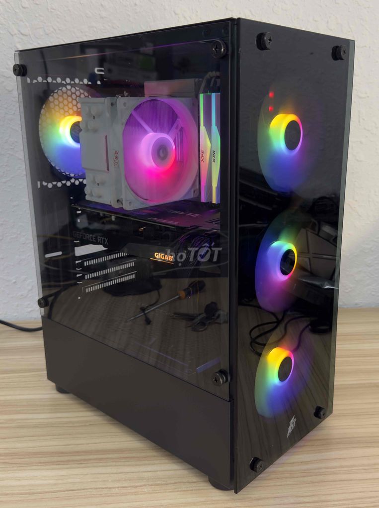 Z390 Aorus Ultra Wifi, i7 9700k, Ram 16G, RTX 3070