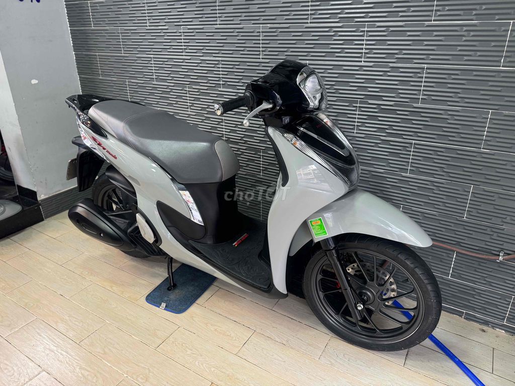 Honda SH mode 2024 Abs Xám Xi măng Bstp. Mua bán Xe máy tại Quận Bình Thạnh Tp Hồ Chí Minh được đăng bởi kelwin hình 3