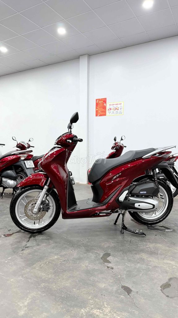 SH 150 CỌP ZIN LĂN BÁNH VÀI NGÀN ĐẸP NHƯ MỚI. Mua bán Xe máy tại Thành phố Long Khánh Đồng Nai được đăng bởi Cửa Hàng Xe Máy Cũ Thành Phát Đồng Nai hình 5