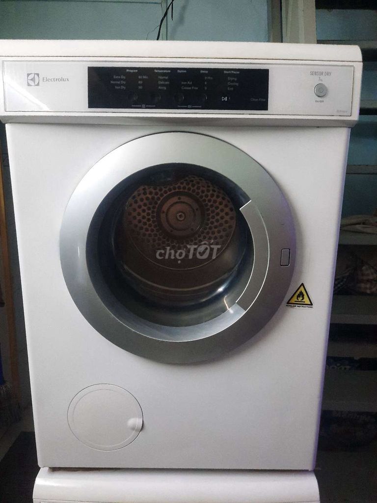 Máy sấy electrolux 7kg còn mới