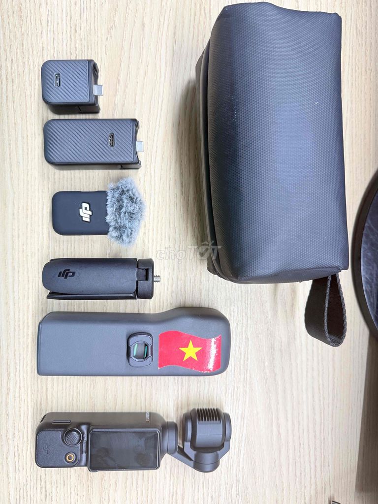 DJI Osmo Pocket 3 Creator Combo. Mua bán Máy ảnh, Máy quay tại Quận Hoàng Mai Hà Nội được đăng bởi Trung Anh hình 1