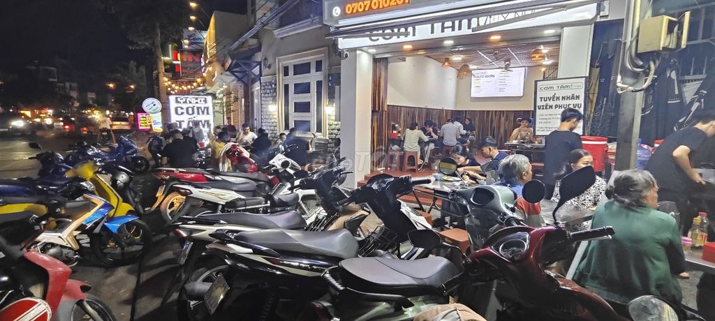 /viec-lam-huyen-hoc-mon-tp-ho-chi-minh/123105195.htm#px=SR-stickyad-[PO-12][PL-top]?i=2