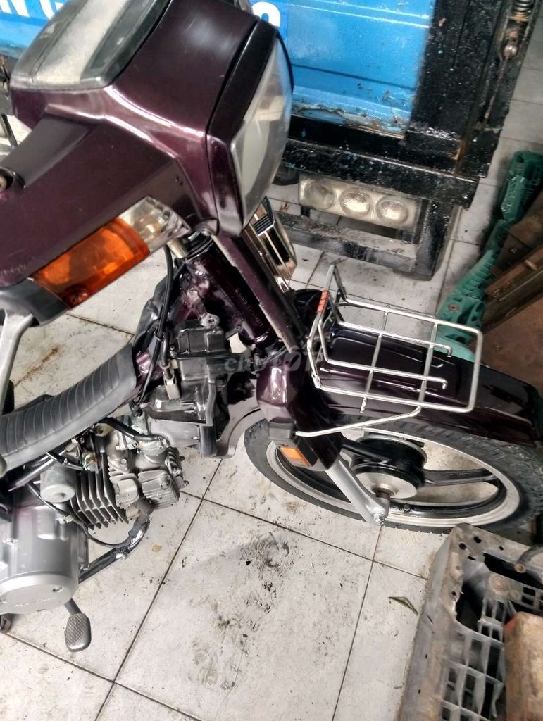 Honda Super Dream 2004 Nâu đỏ. Mua bán Xe máy tại Huyện Hóc Môn Tp Hồ Chí Minh được đăng bởi Nguyễn Quí hình 2