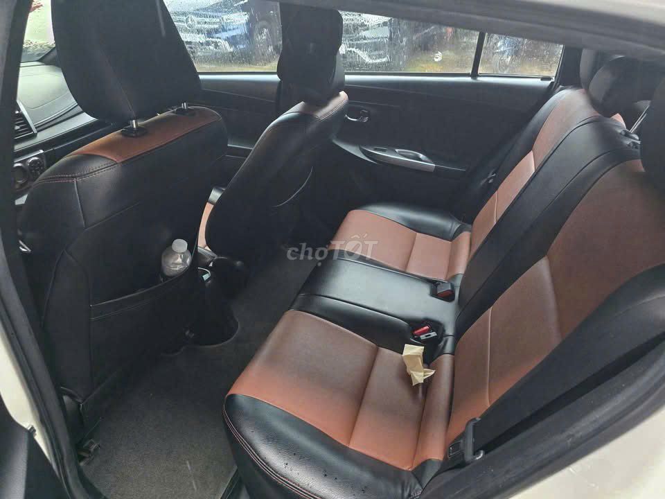 Тойота Ярис 1.3G 2014 Таиланд белая автоматическая