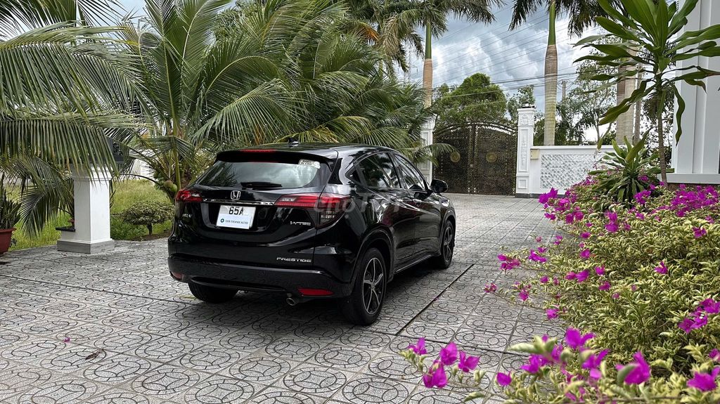 Honda HR-V 1.8 bản L full option, đăng ký 02/2019. Mua bán Ô tô tại Quận Ninh Kiều Cần Thơ được đăng bởi TAN THANH AUTO  hình 4