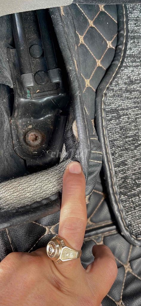 Ford Focus 2008 1.8 AT - 120000 km. Mua bán Ô tô tại Quận Ninh Kiều Cần Thơ được đăng bởi nguyen van tai hình 8