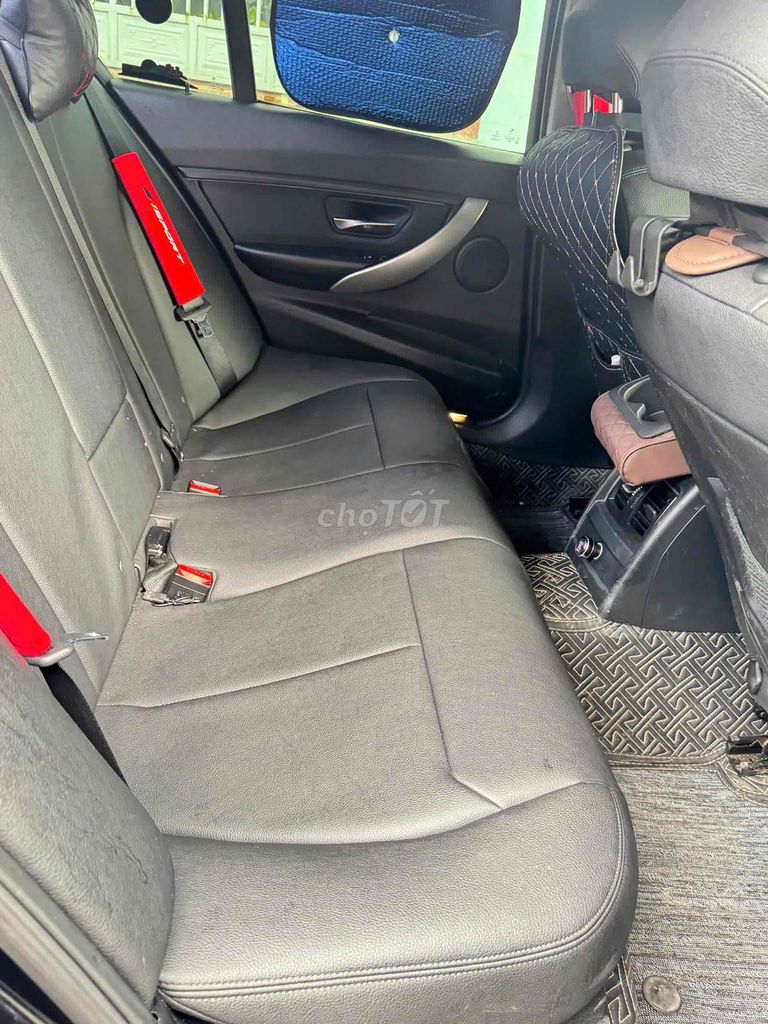 BMW 320i model 2016 màu đen siêu hời. Mua bán Ô tô tại Quận Cầu Giấy Hà Nội được đăng bởi Cao Quý hình 18