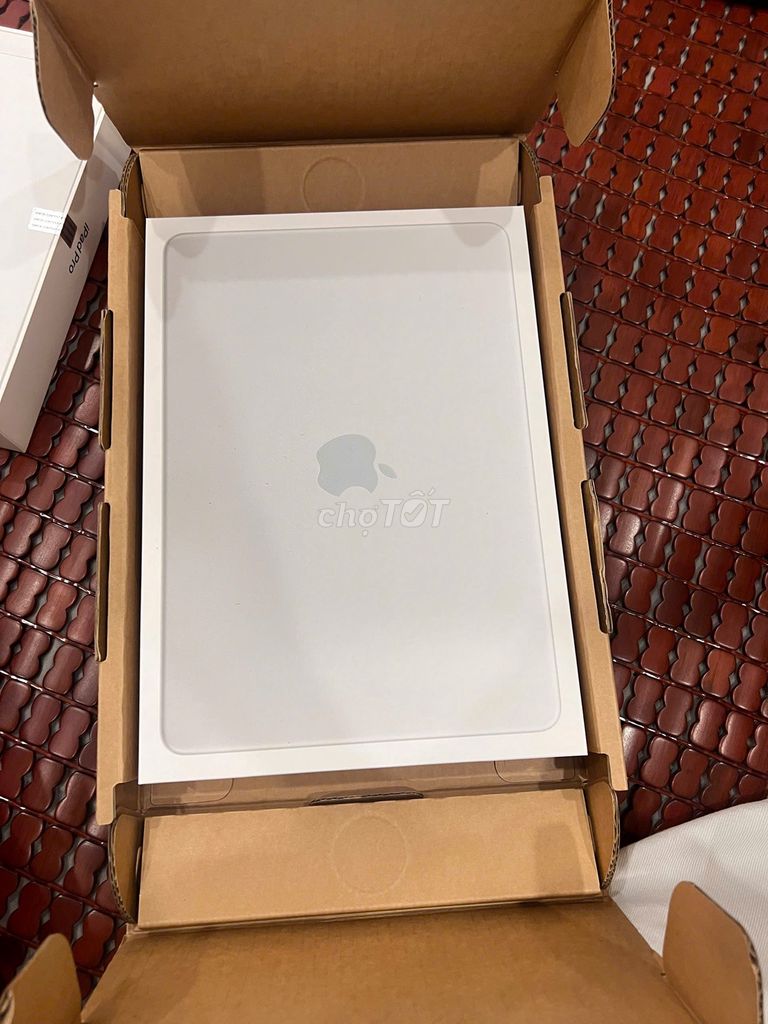 PASS Apple Macbook Neo 13 inch 8GB/256GB Silver. Mua bán Laptop tại Quận Gò Vấp Tp Hồ Chí Minh được đăng bởi Lê Thế Sang hình 1