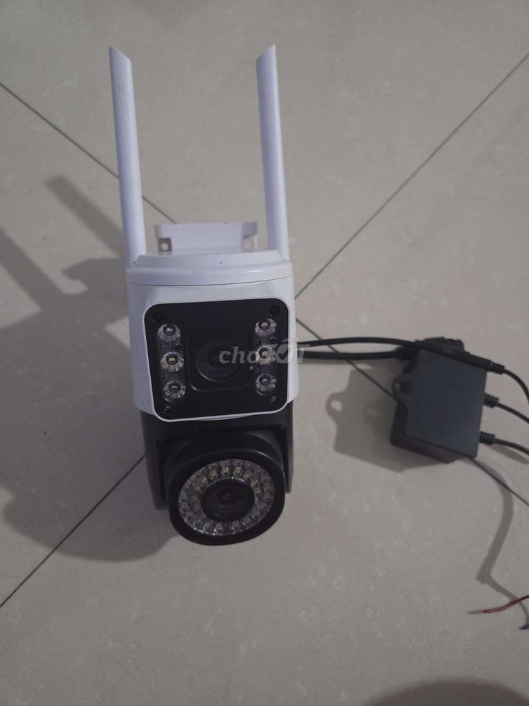 Camera ngoài trời.. Mua bán Máy ảnh, Máy quay tại Huyện Thạch Thất Hà Nội được đăng bởi Thành hình 1