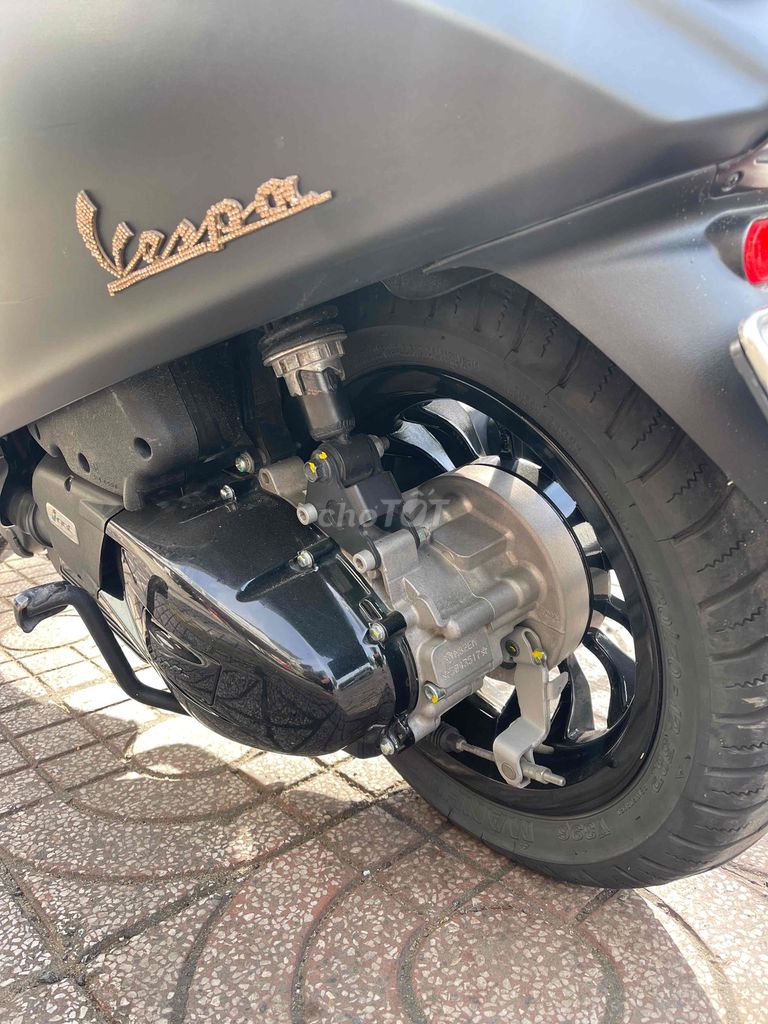 Piaggio Vespa Sprint 2018 Đen 13.000 km. Mua bán Xe máy tại Quận 8 Tp Hồ Chí Minh được đăng bởi Hiếu Nguyễn hình 6