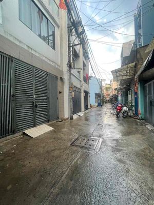 Đất trống Hẻm 254 Âu Cơ. dt 4x19.5m. cn 77,4m. Giá 8.9 tủ