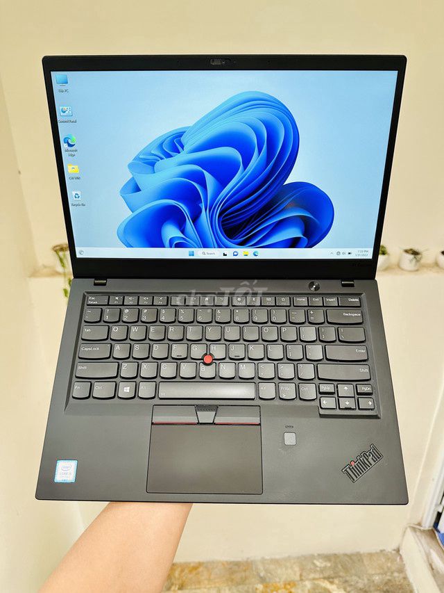 Thinkpad X1 Carbon Gen 5 i7 16GB/256GB. Mua bán Laptop tại Quận Hồng Bàng Hải Phòng được đăng bởi Trần Mạnh Cường hình 1