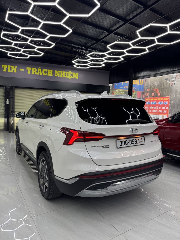 HYUNDAI SANTAFE ДИЗЕЛЬ ВЫСШИЙ КЛАСС 2022