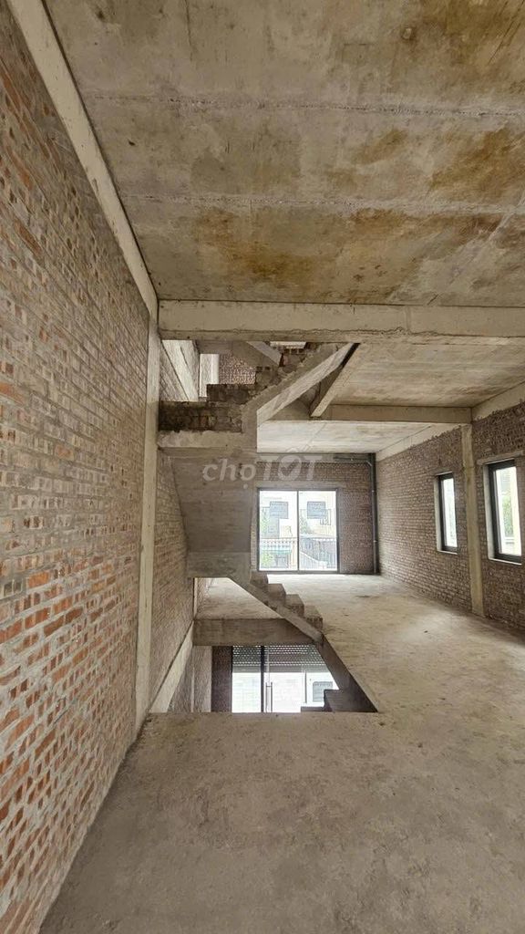 Продается таунхаус в Ван Куане, 75 м², 18 миллиардов долларов