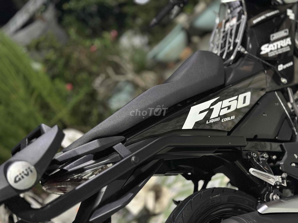 Satria Suzuki F150 đen cần bán. Mua bán Xe máy tại Thành phố Tân An Long An được đăng bởi Kha hình 2