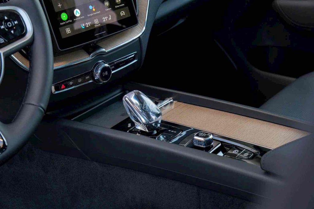 Volvo XC60 2026 Ultra Ưu Đãi Khủng Trong Tháng 12. Mua bán Ô tô tại Quận 7 Tp Hồ Chí Minh được đăng bởi Volvo Phú Mỹ Hưng hình 4