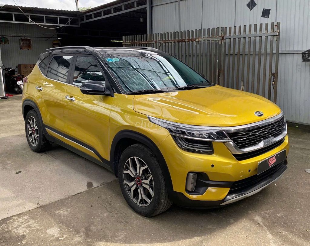 Kia Seltos 2020 Premium 1.4 Turbo,màu vàng,4v km. Mua bán Ô tô tại Quận Bình Tân Tp Hồ Chí Minh được đăng bởi Son Do hình 3