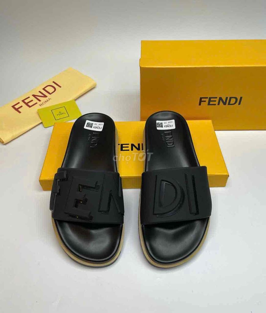 Dép Fendi