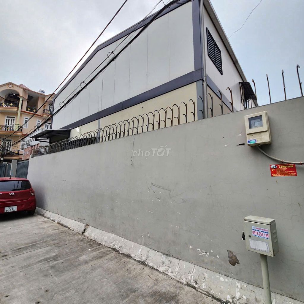 Rent · 3 bd · 460 м² · Quận Bình Tân, ул. Đường Tên Lửa