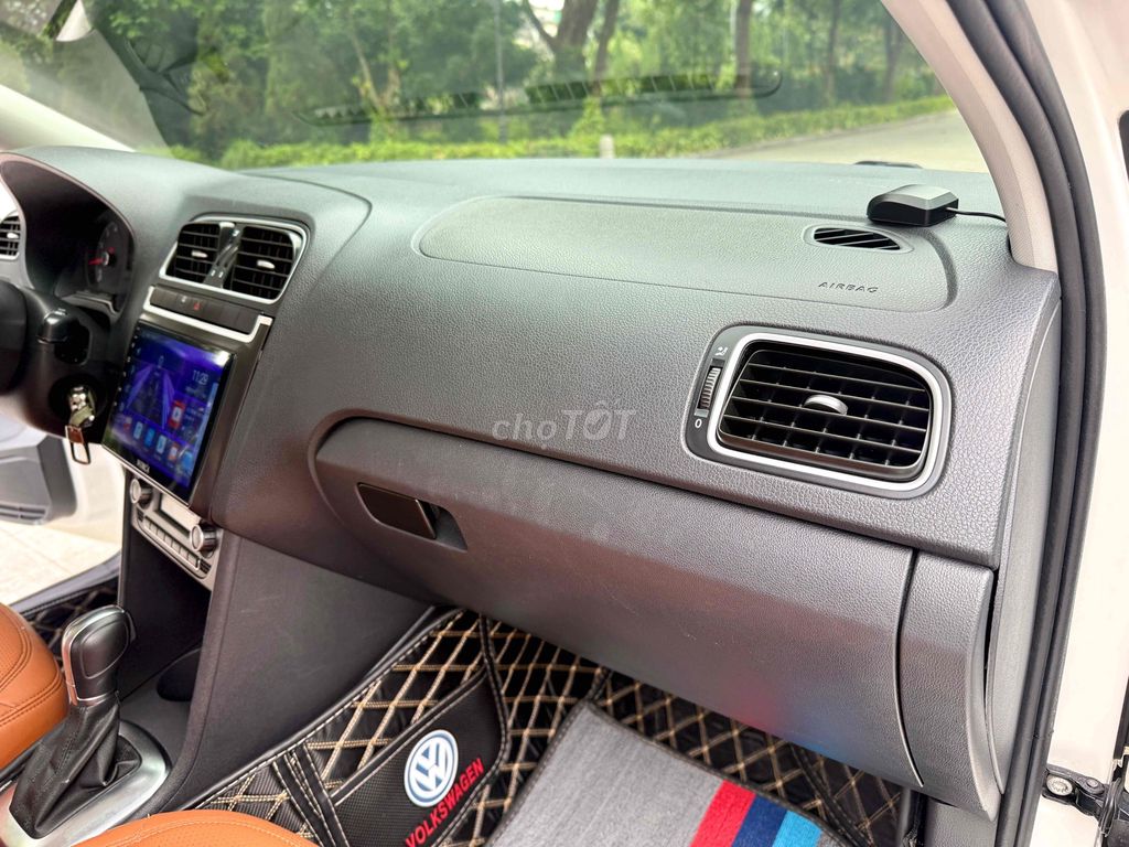 Volkswagen Polo 1.6 AT 2015. Mua bán Ô tô tại Quận Long Biên Hà Nội được đăng bởi Thế Anh hình 11