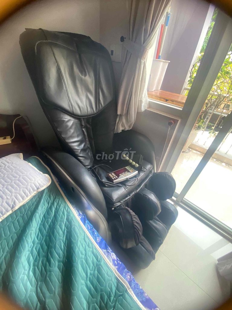 Ghế massage Đen Da đã qua sử dụng. Mua bán Bàn ghế tại Quận 4 Tp Hồ Chí Minh được đăng bởi Rainny hình 1